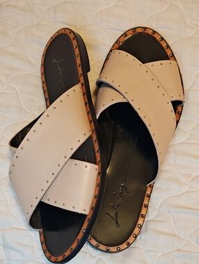 Stud-Trim Crisscross Slide Sandals in Light Beige